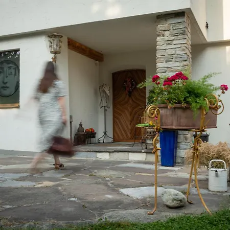 Villa Marwa - Eine Ruheoase Im Gruenen Innsbruck Exterior foto